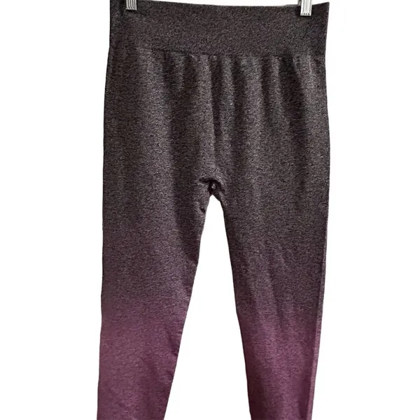 Aerie Women's Ombre Ankle Leggings Size‎ L Gray to Purple Gradient - Image 3