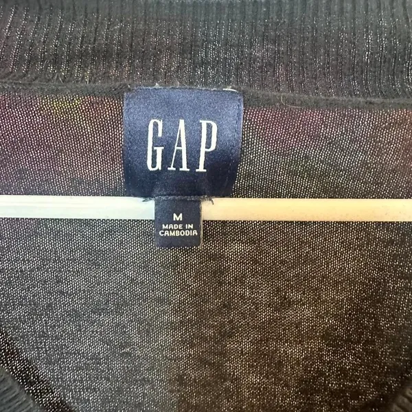 S344. Gap black v neck sweater Size M - Image 2