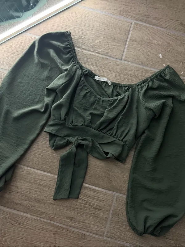 Altar'd State Green Cropped long sleeve Top - Image 6
