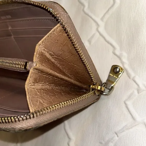 Authentic Miu Miu Leather Tan Zippy Wallet - Image 8