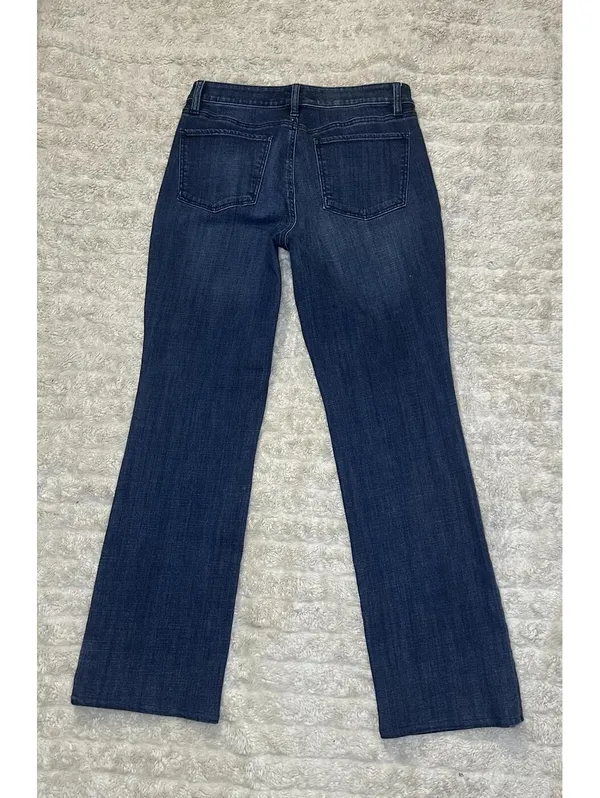 Talbots Flawless Five Pocket bootcut curvy medium wash denim jeans Size 6 - Image 6