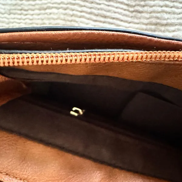 Crossbody Bag - Image 3