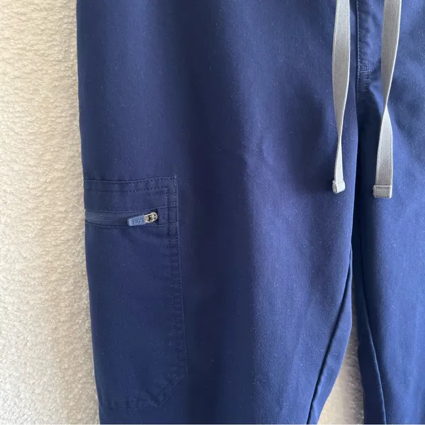 Figs Women’s Technical Collection Navy‎ Blue Lola Skinny Scrub Pants Size Small - Image 6