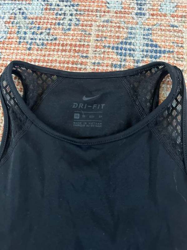 Nike Halter Top Running - Image 2