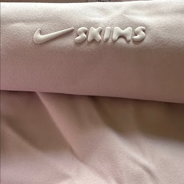 NWOT NIKE x SKIMS foldover slim flare leggings in Himalayan size XS - Image 7