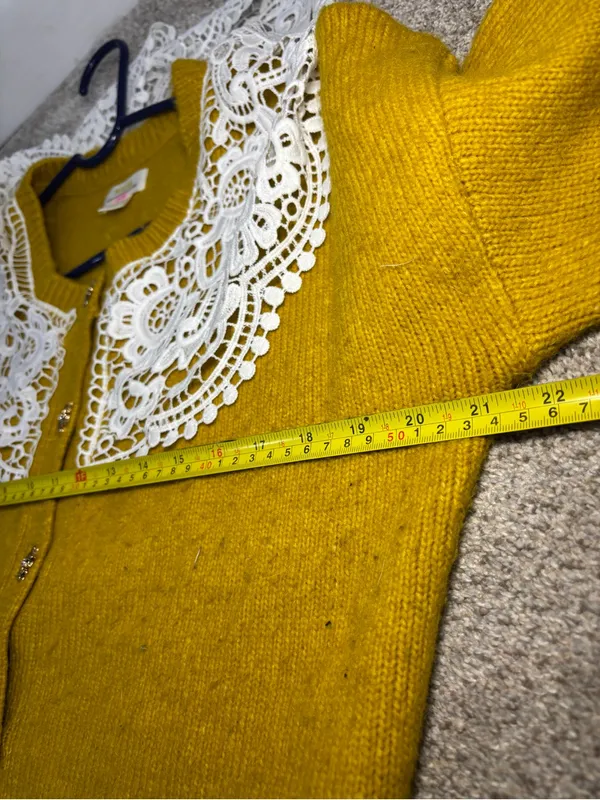 RARE Anthropologie Maeve Mustard Yellow Lace Collar Cardigan Sweater Size M - Image 5