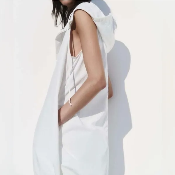 NWT! Zara White Nylon Balloon Hooded Dress - Image 4