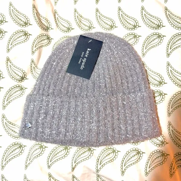 Kate Spade New York Heather Grey Silver Tinsel Knit Beanie Winer Hat OS NWT - Image 2