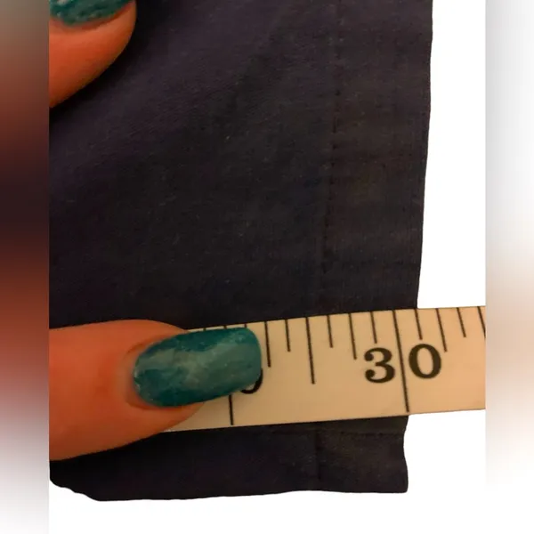 DICKIES UNISEX V-NECK ONE POCKET SCRUB TOP - NAVY Both Top/Bottom Included - Image 5