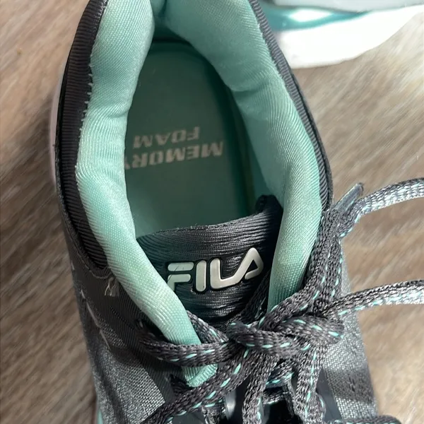 Fila Women's Gray and Teal Running Shoes Size 7 - Image 8