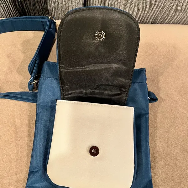NFL Colt Canvas Crossbody Bag - Image 3