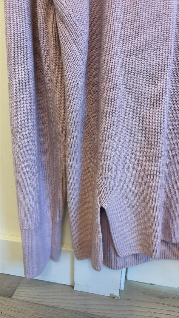 Lululemon sweater pink  - Image 3
