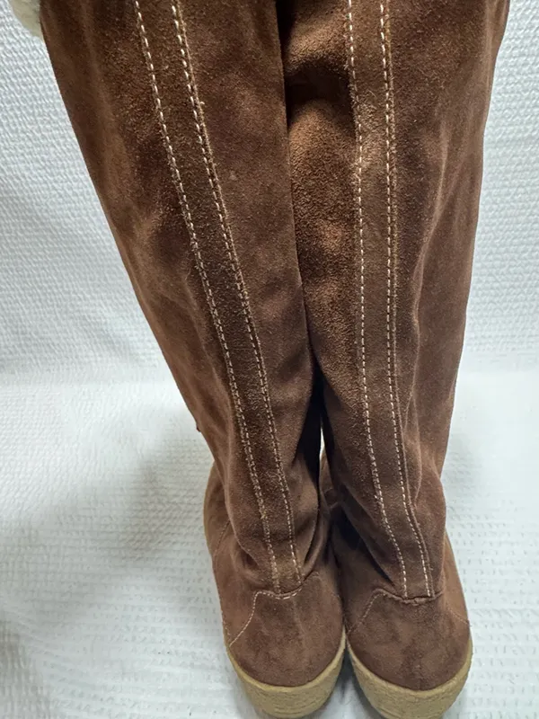 Women’s Brown Suede Wedge Winter Boots with Shearling Trim - Image 4