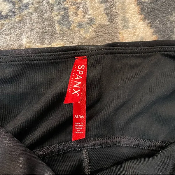Spanx Black High-Waisted Leggings faux leather - Image 5