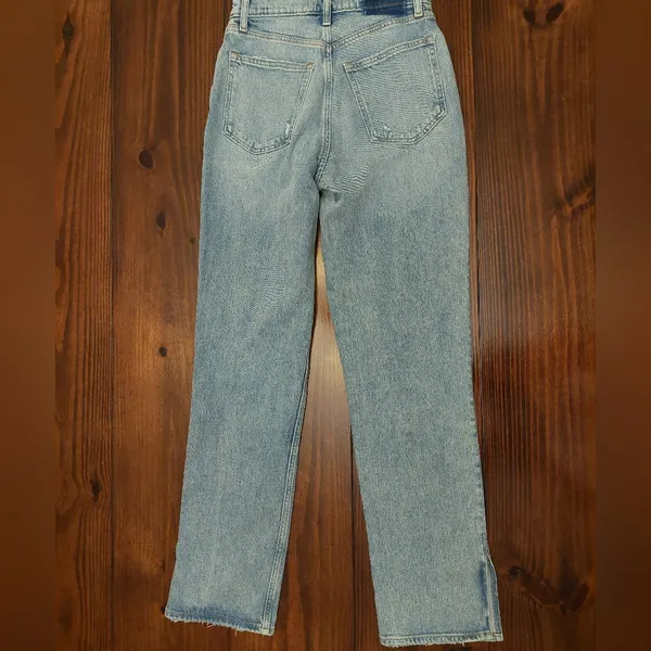Abercrombie & Fitch The 90's Straigh - Ultra High Rise, Size 28 6r. - Image 6