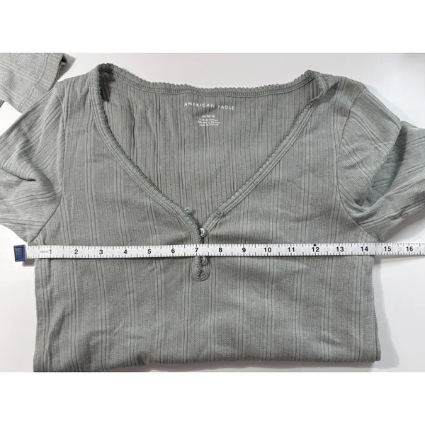 American Eagle Sage Green Ribbed V-Neck Henley Long Sleeve‎ Top Cutie Medium - Image 8