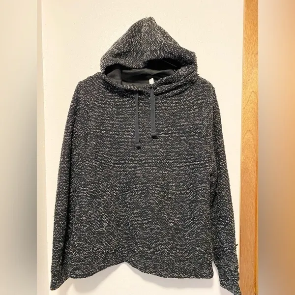 Fabletics Yukon Pullover Hoodie Sweatshirt - Image 3