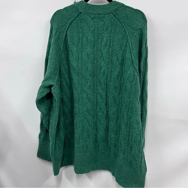 Aerie oversized green cable Knit Sweater size L - Image 9