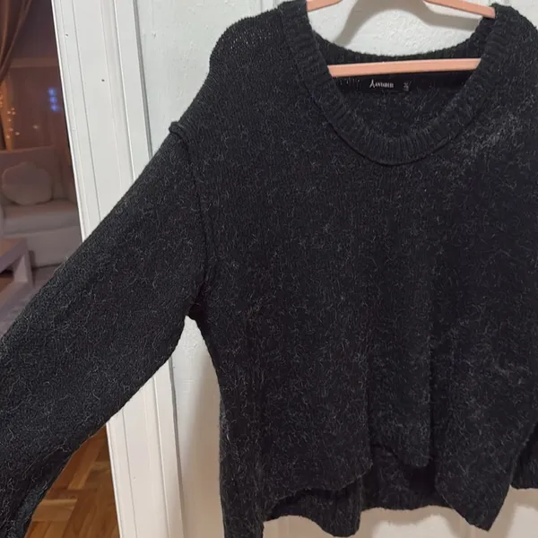 Off Shoulder Sweater Black Size M - Image 4