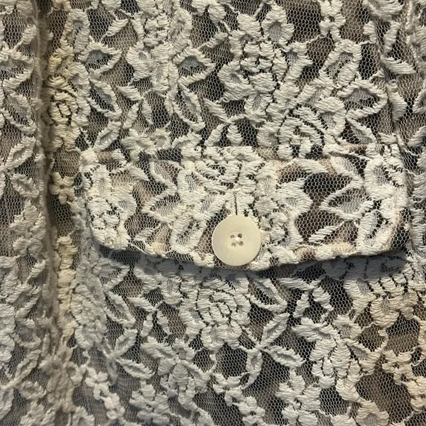 Chicos size 4‎ lace blazer leopard interior - Image 3