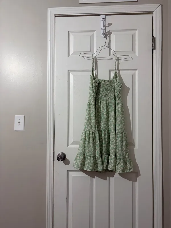 Green Shein Dress - Image 2