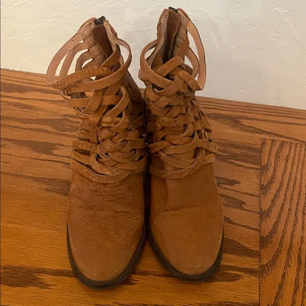 Free People Carrera heel Ankle booties Strappy size 6 - Image 3