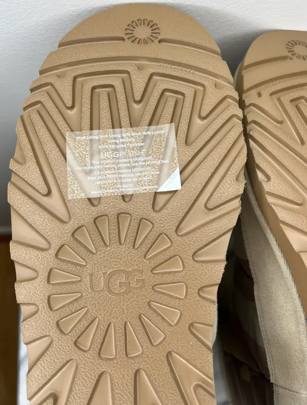 UGG Classic Mini - Image 13