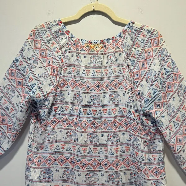 Roberta Roller Rabbit Elephant Print‎ Gauze Lightweight V-neck Blouse Top Medium - Image 6