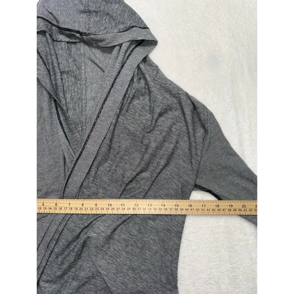 Lululemon Women's Iconic Wrap Sweater Gray Pullover Size 6 - Image 6