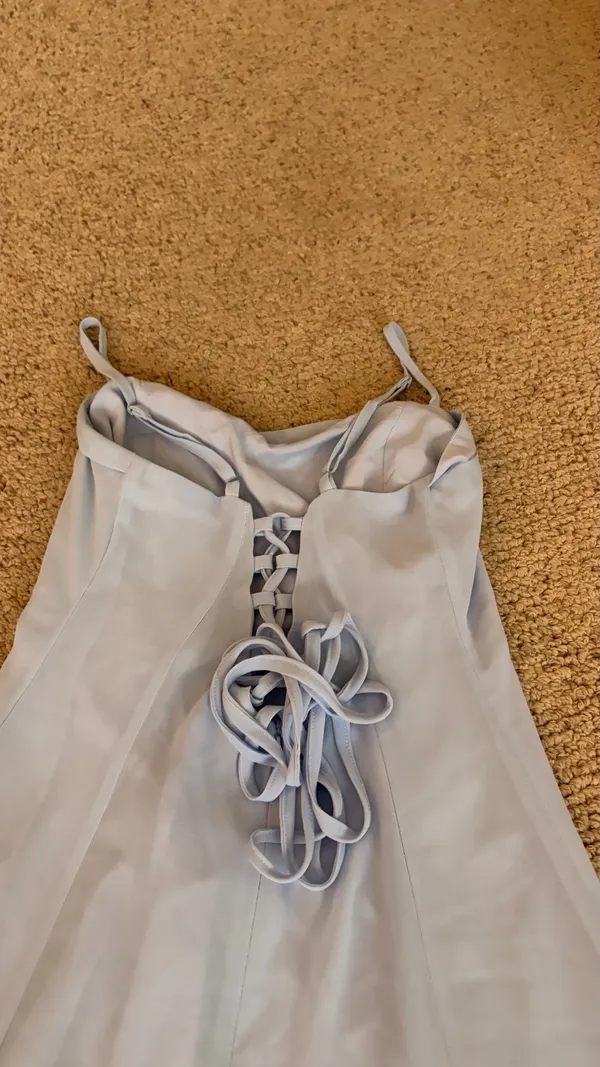 Amazon Midi light blue dress - Image 4