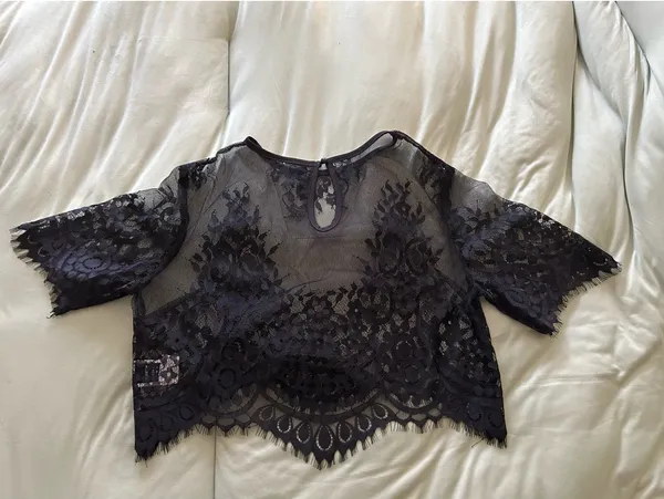 Crop lace top - Image 2