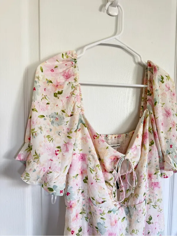Abercrombie & Fitch NEW Flirty Pink Floral Day Dress - Image 4