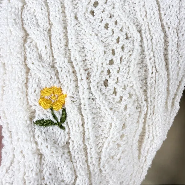 Zara Crop Embroidered Sweater Sz S Cream Flowers - Image 4