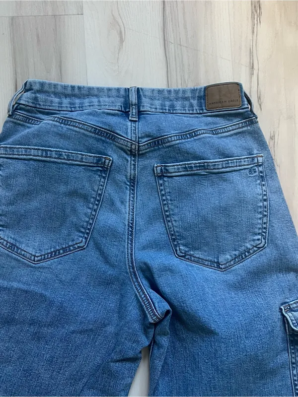 American Eagle Jeans size 6L - Image 8