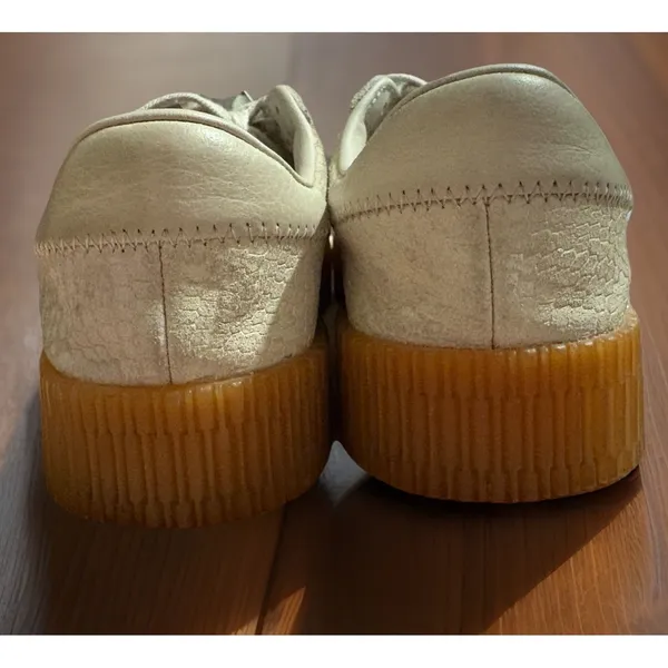 Adidas Samba Gum Soles sz 5 - Image 5