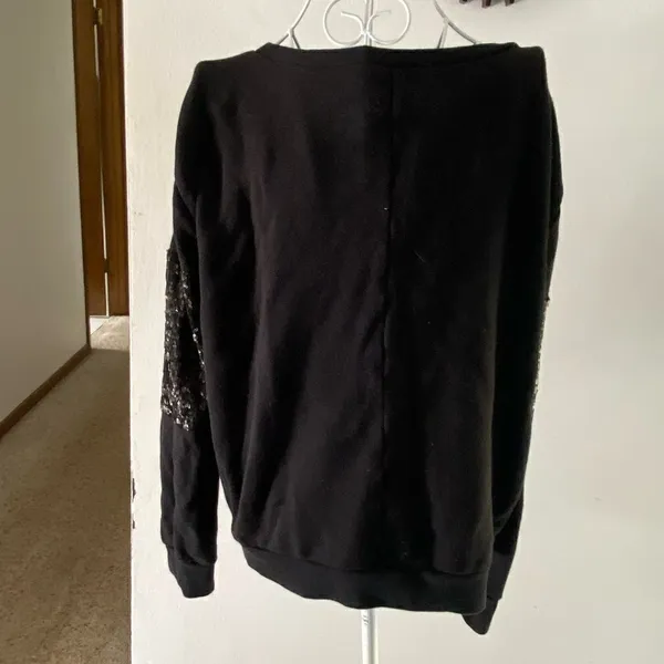 Victoria's Secret Black Sequin Panel Sweatshirt Pullover Size Medium - Image 5