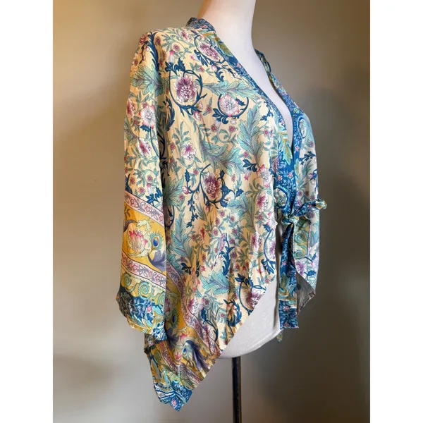 Do Everything In Love Floral Paisley tie top kimono‎ Yellow Blue One Size boho whimsi flowy crop shirt - Image 2