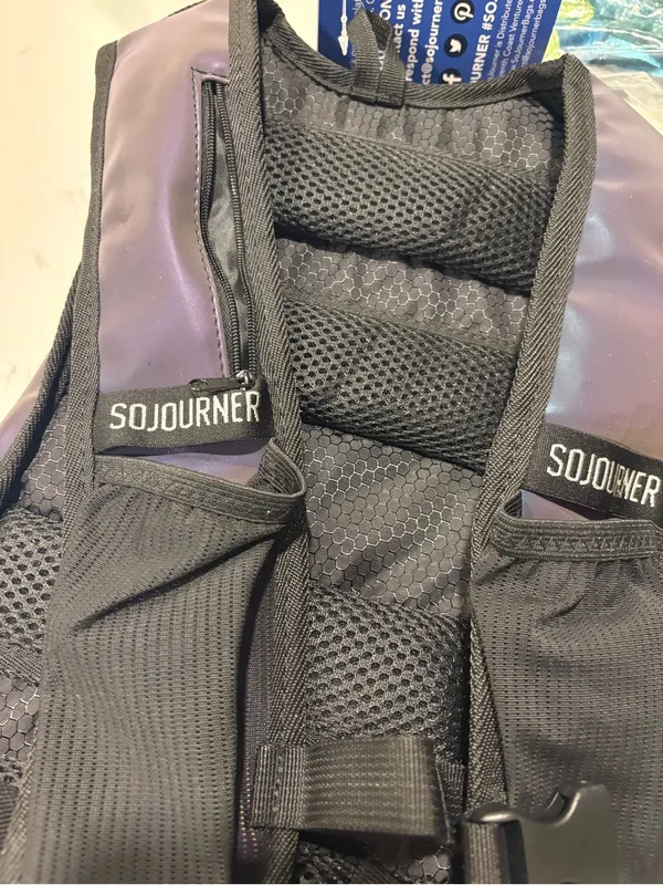 Sojourner Hydro Pack in Iridescent Purple - Image 6