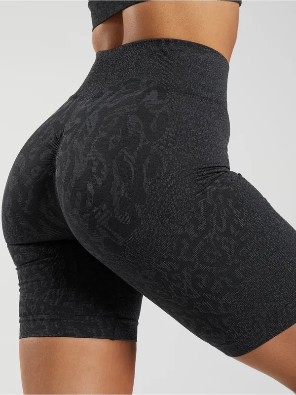 Gymshark Animal Adapt Women’s High Waist Sz Small Shorts, Booty Scrunch - Image 2