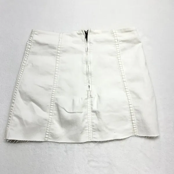 Free‎ People Modern Femme Mini Skirt Womens Size 4 White Denim Raw Hem OB511389 - Image 8