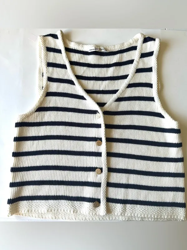 Abercrombie & Fitch Navy and White Striped Knit Tank Top Women’s‎ Sz Large - Image 2