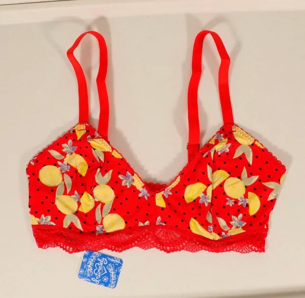 Free People NWT  Mari Bralette Size Medium - Image 3