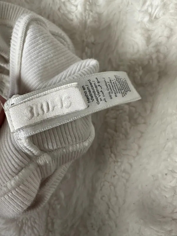 SKIMS Bralette - Image 3