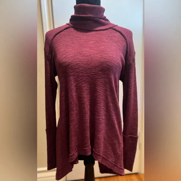 Free People We the Free Oversized Split Back Turtleneck Sweater Tunic Top‎ Plum - Image 10