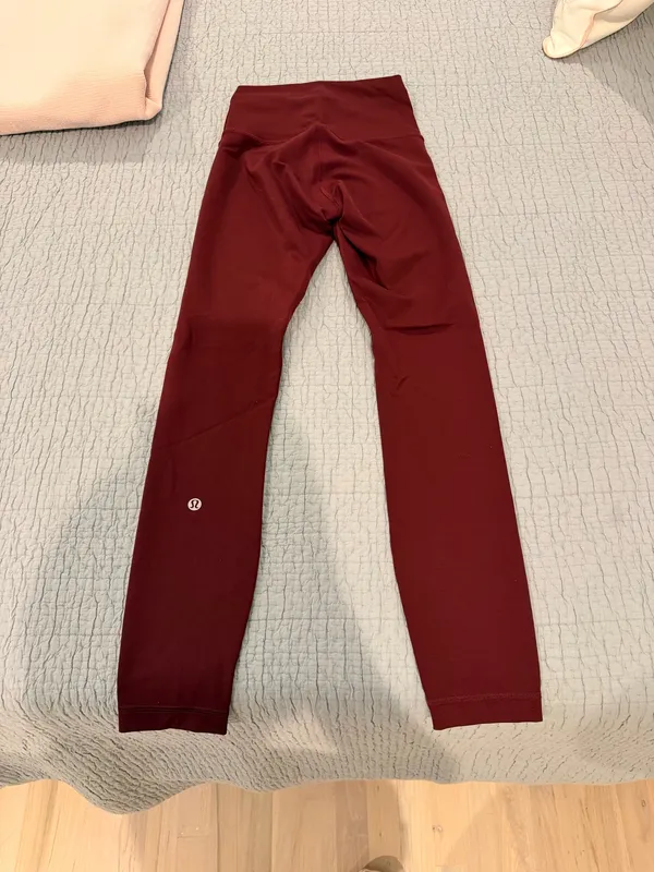 Wunder Train Lululemon Leggings 25" - Image 2