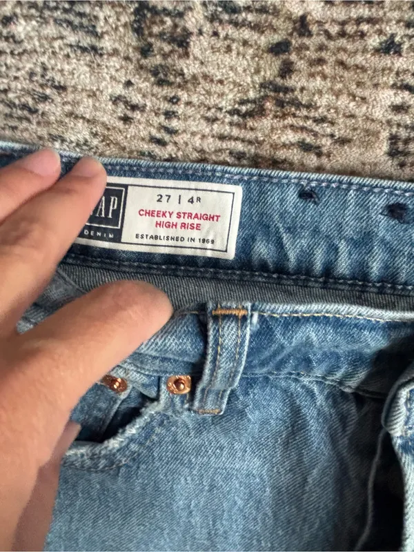 Gap cheeky straight high rise jeans Blue Size 27 - Image 2