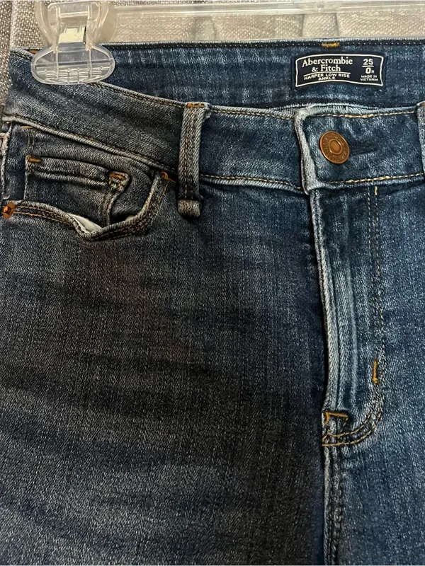 Abercrombie & Fitch Harper Low Rise Ankle Distressed Skinny Jeans Size 25 - Image 6