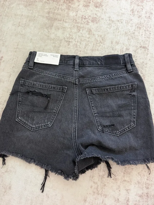 American Eagle Shorts - Image 2