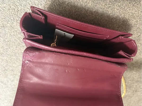 Burgundy Charles & Keith Croc-Effect Boxy Chain Strap Bag - Image 8