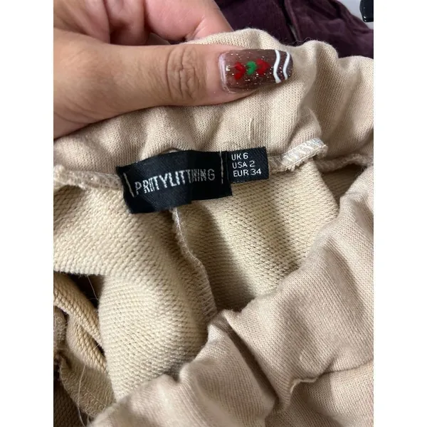 Pretty little thing tan sweatpants - Image 5